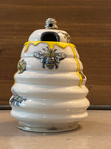 “Honeybee Pot” for Tammie